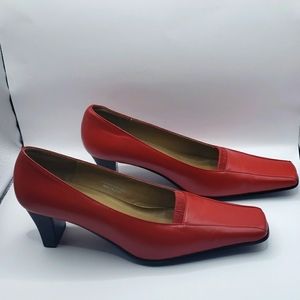 Fanciulla Leather Red Loafer Pumps 8.5 Like New